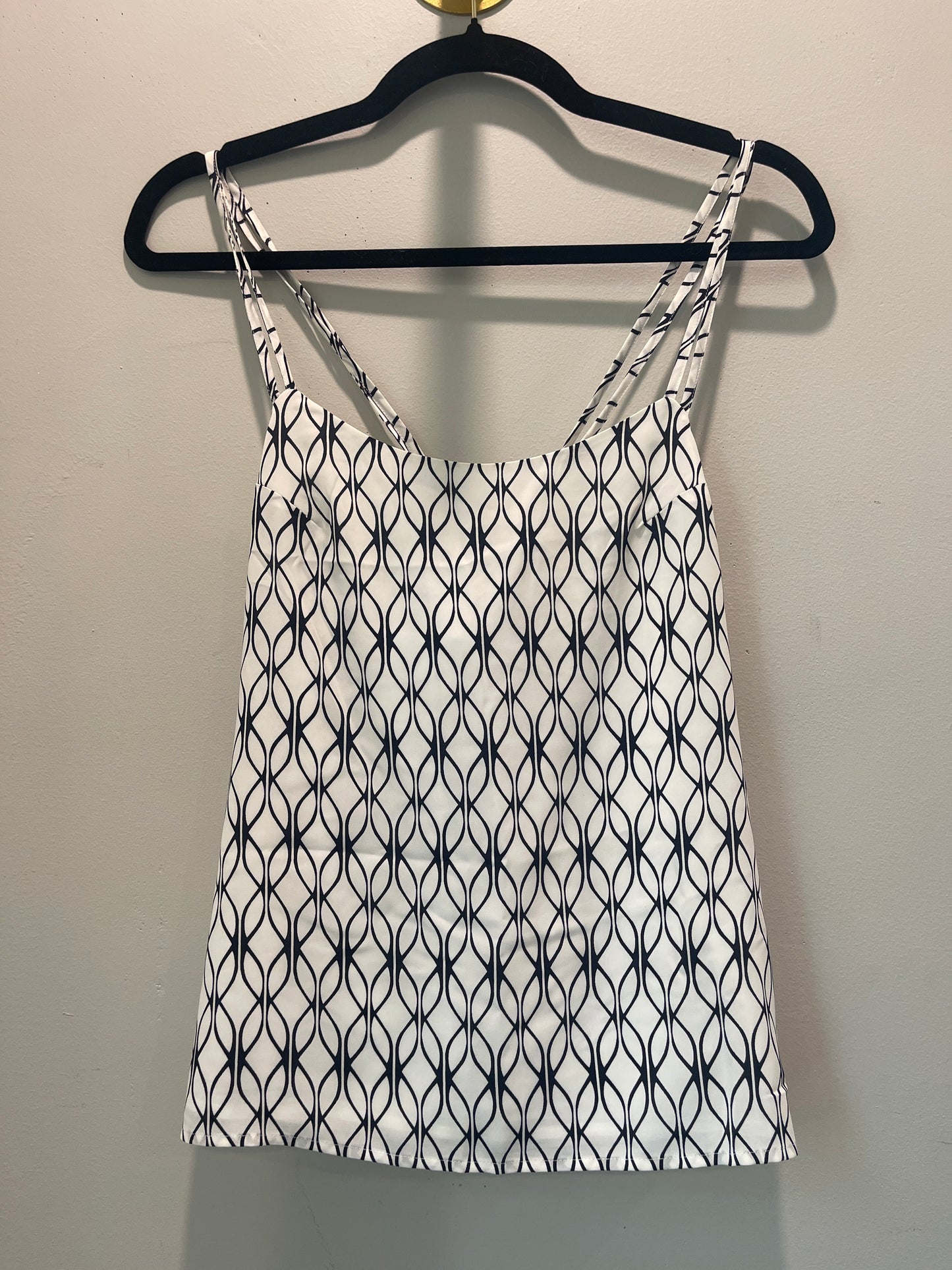 4 NWT Banana Republic B&W Print Tank