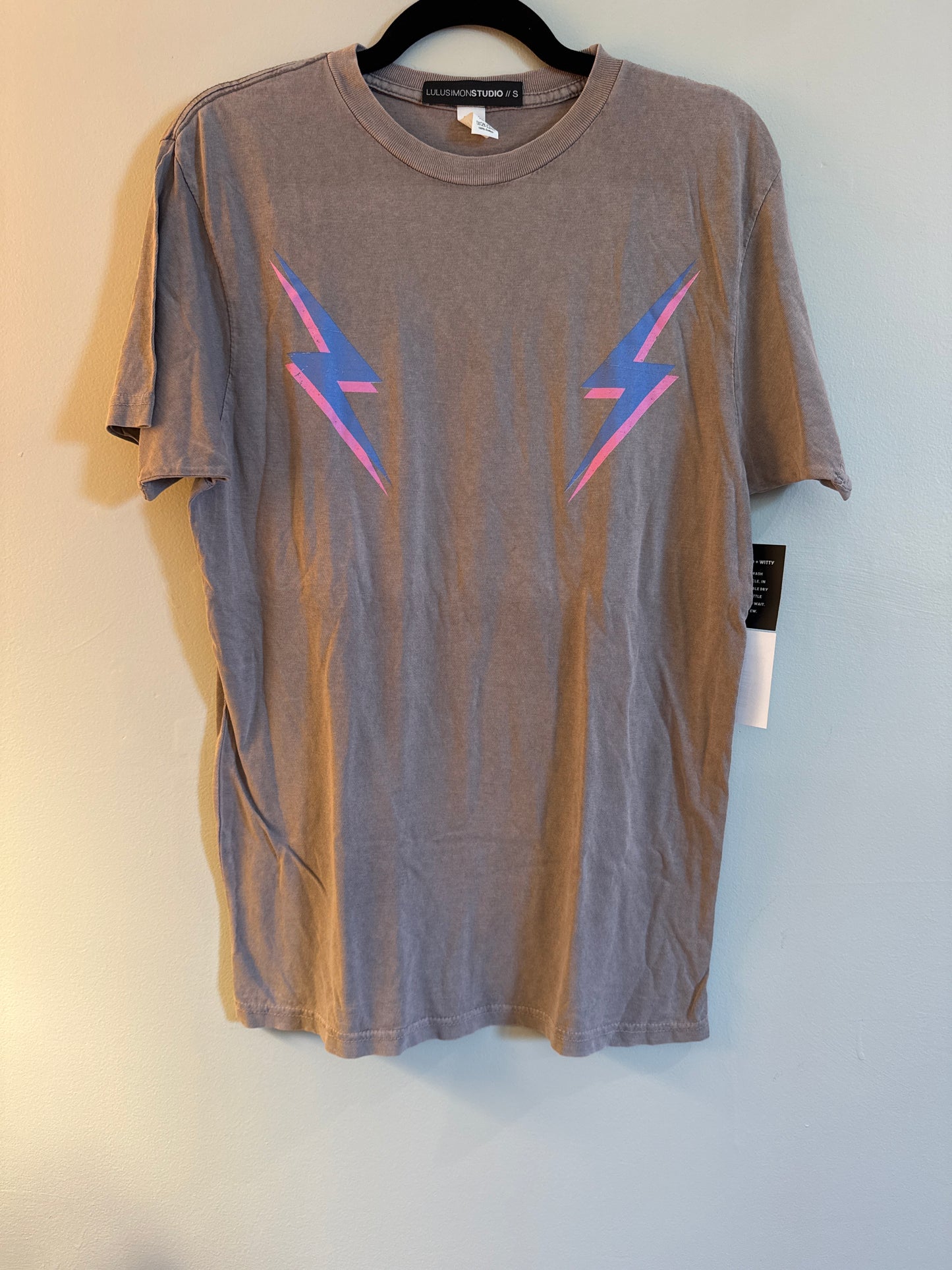 S NWT LuLu Simon Studio Lightning Bolt Tee