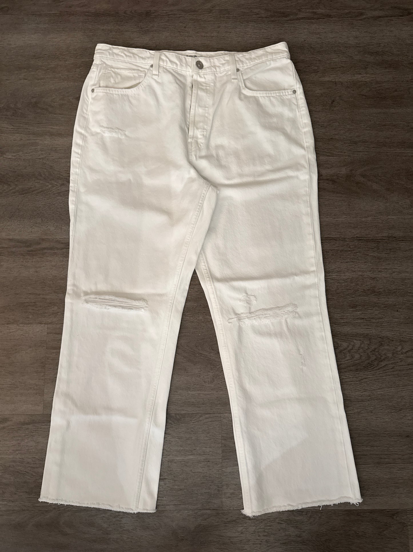 30 NWT Hudson Los Angeles White Distressed Knee Denim Jeans