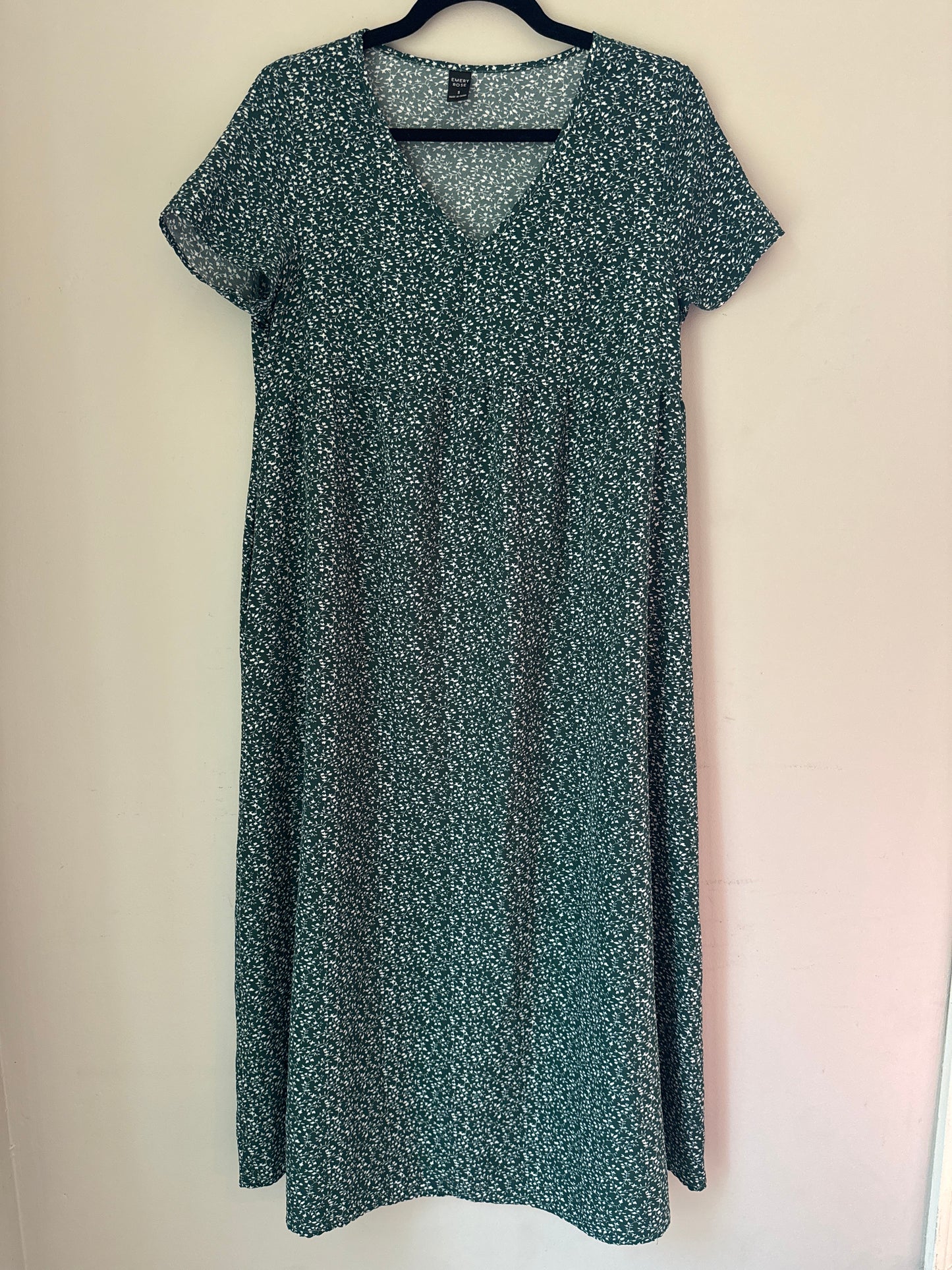 S Emery Rose Green Printed Dress
