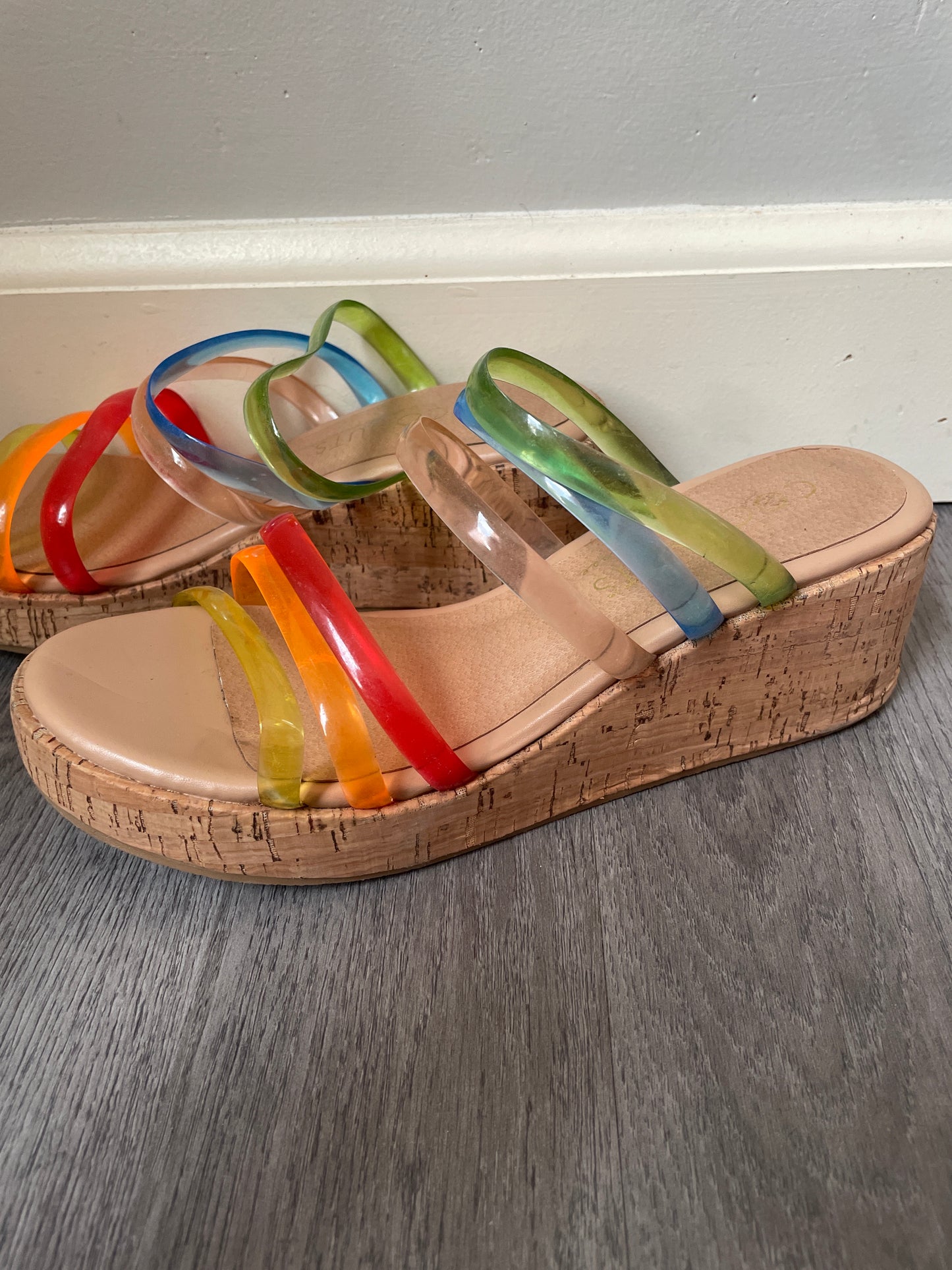8 Coconuts by Matisse Rainbow Jelly Wedge