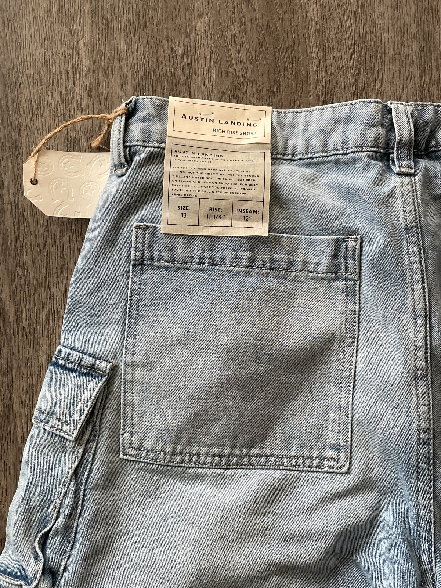 13 NWT Austin Landing Jorts