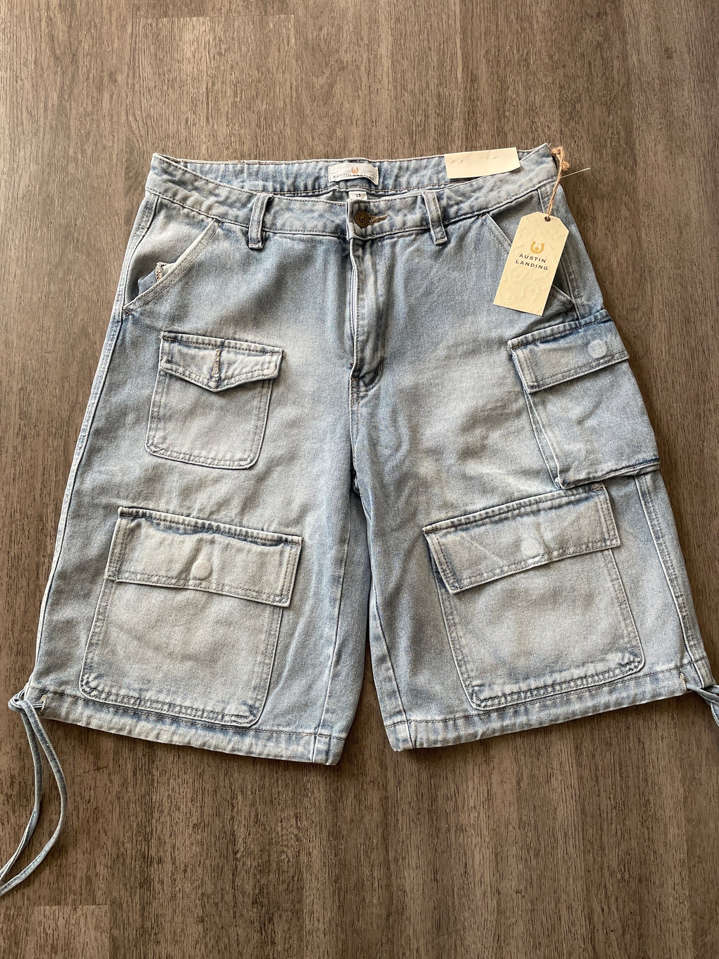 13 NWT Austin Landing Jorts