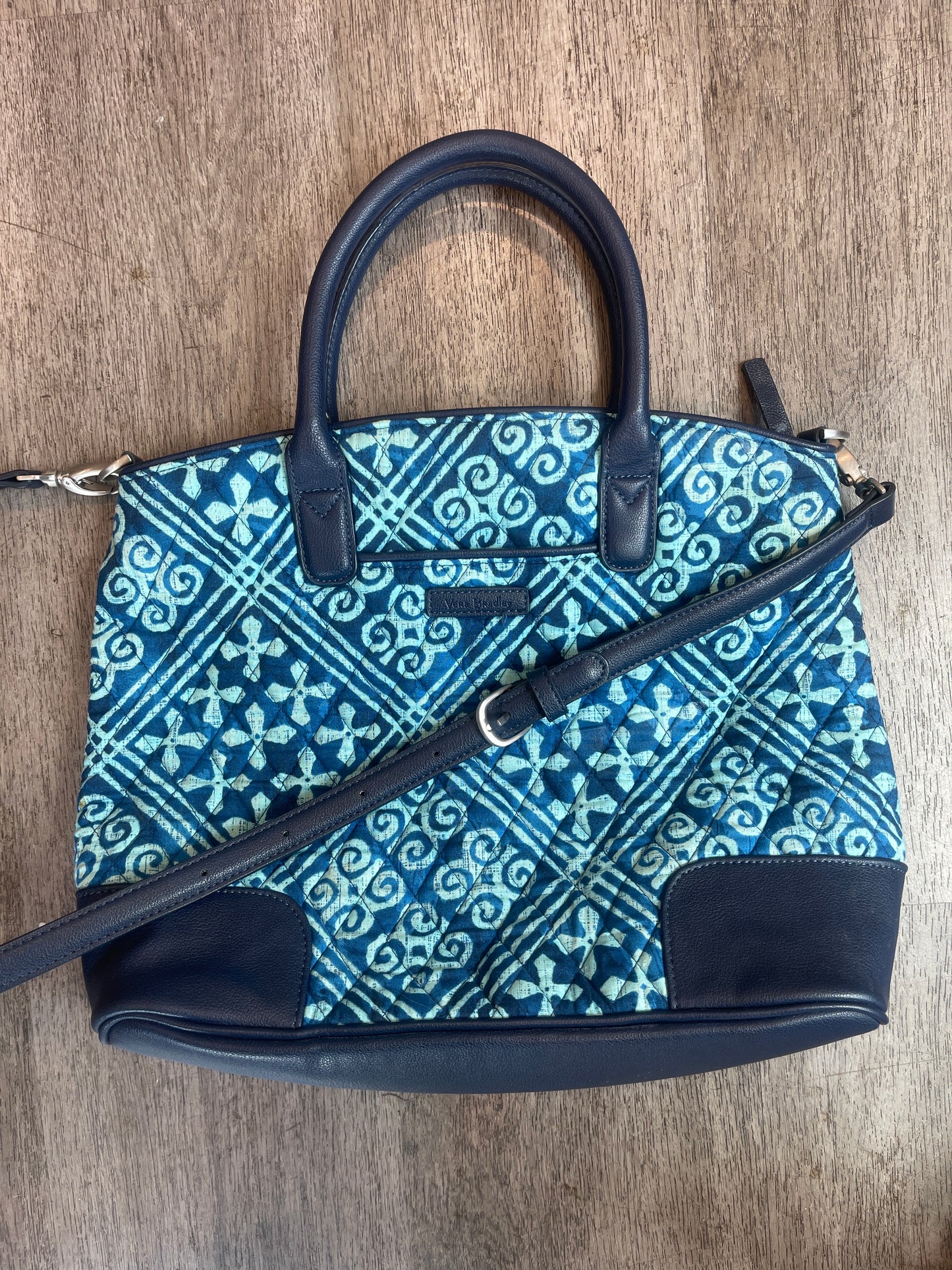 Vera Bradley Vivian Blue Hobo Printed Bag
