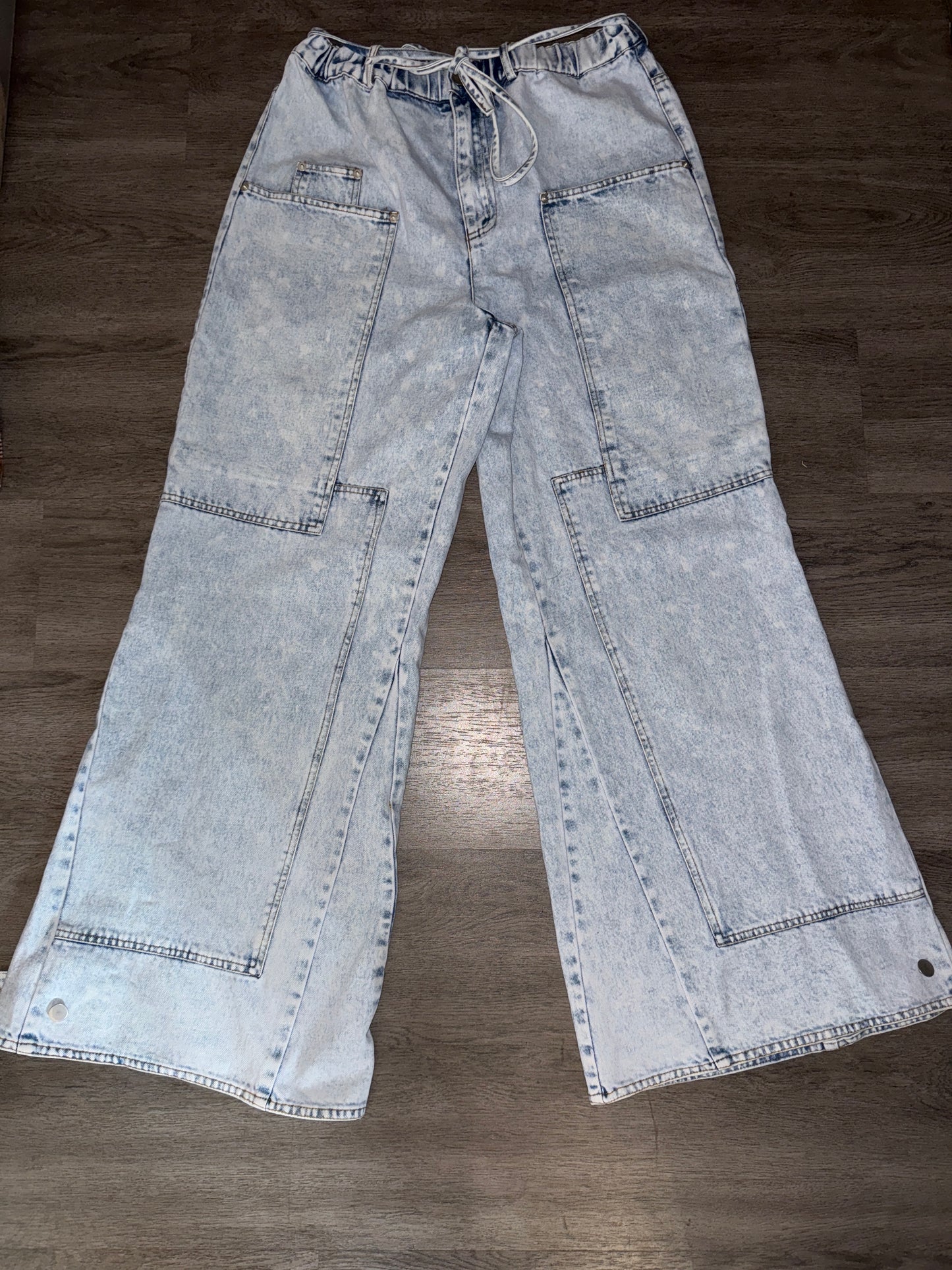 XL BiBi Light Wash Wide Button Leg Jeans