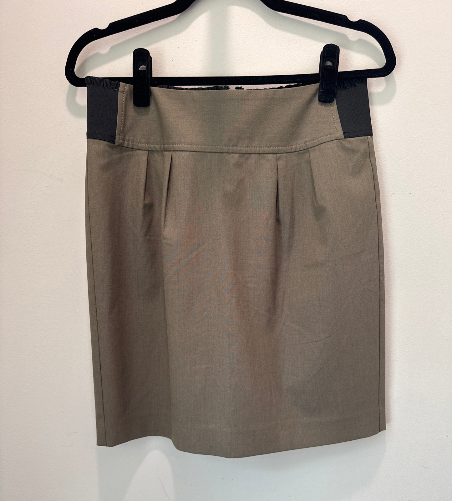 6 Express Design Studio Olive Green Pencil Skirt