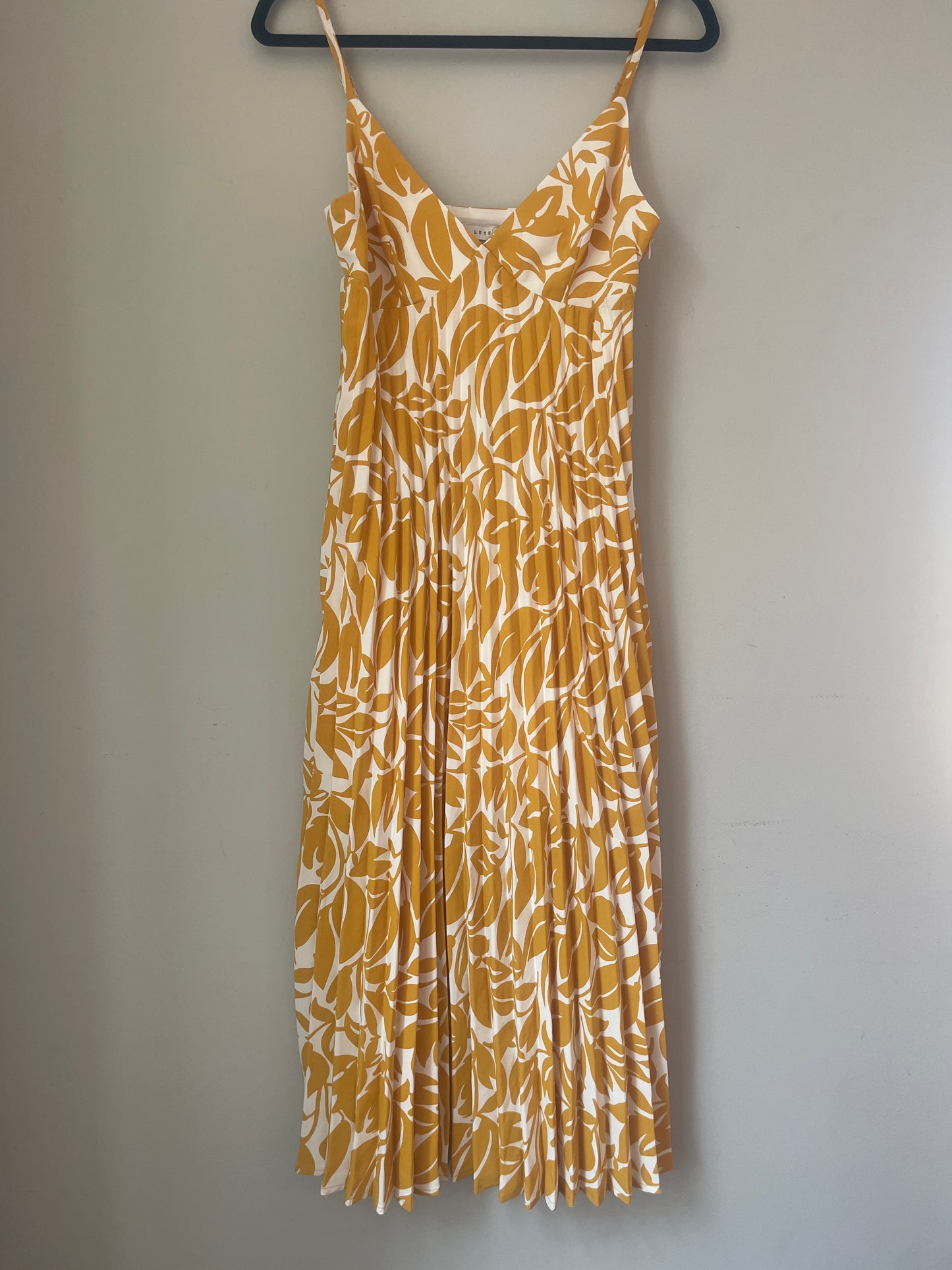 S NWT Lush Yellow Floral Pleated Maxi