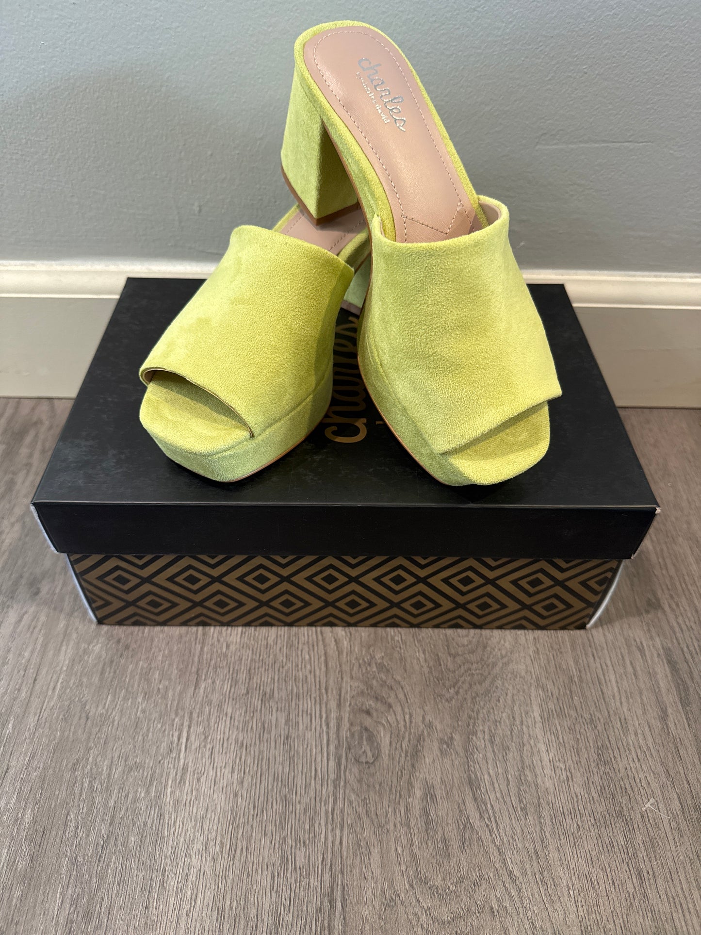 6 Charles by Charles David Lime Green Micro Suede Platforms