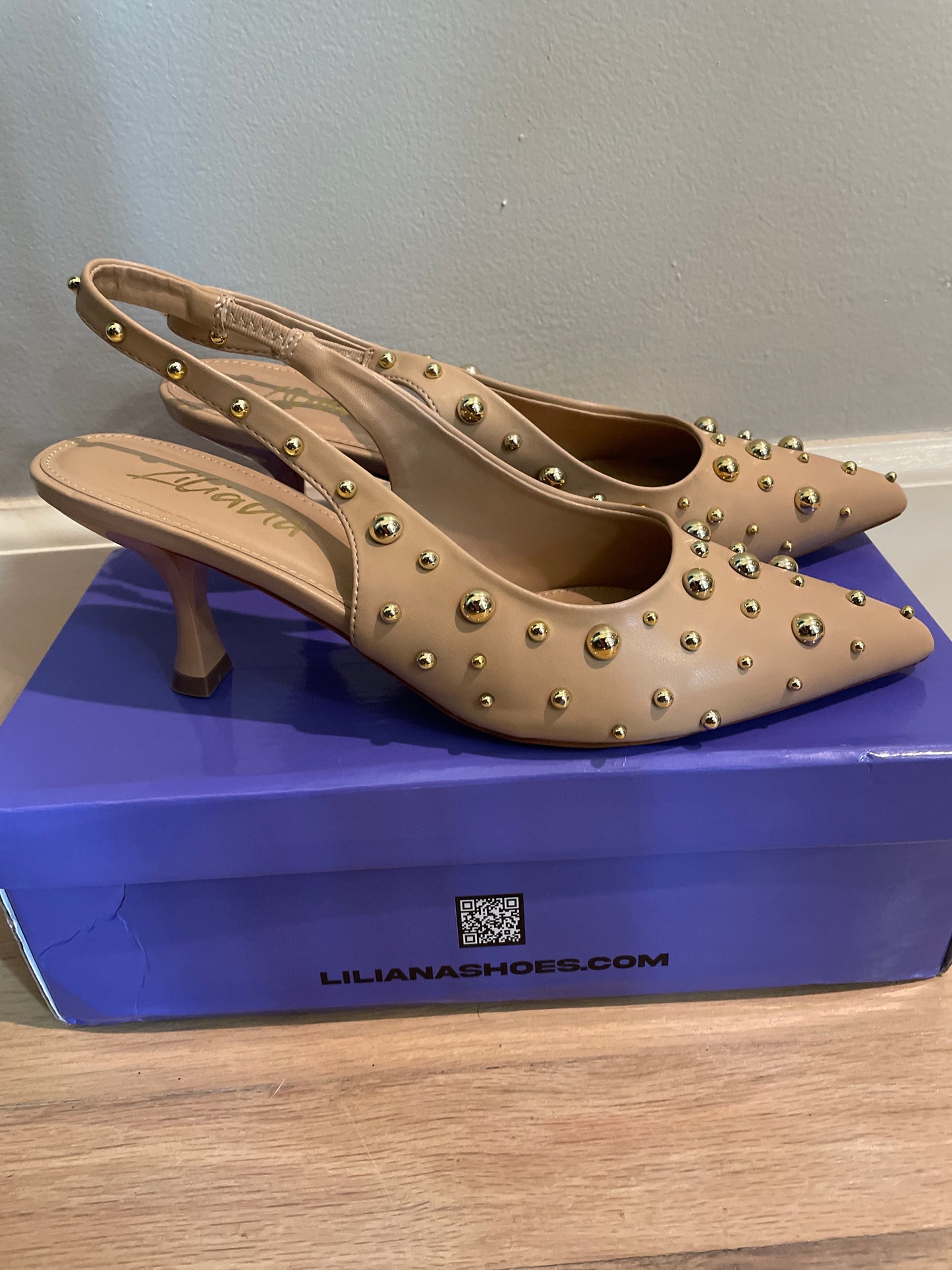 8 Liliana Gold Studded Heel