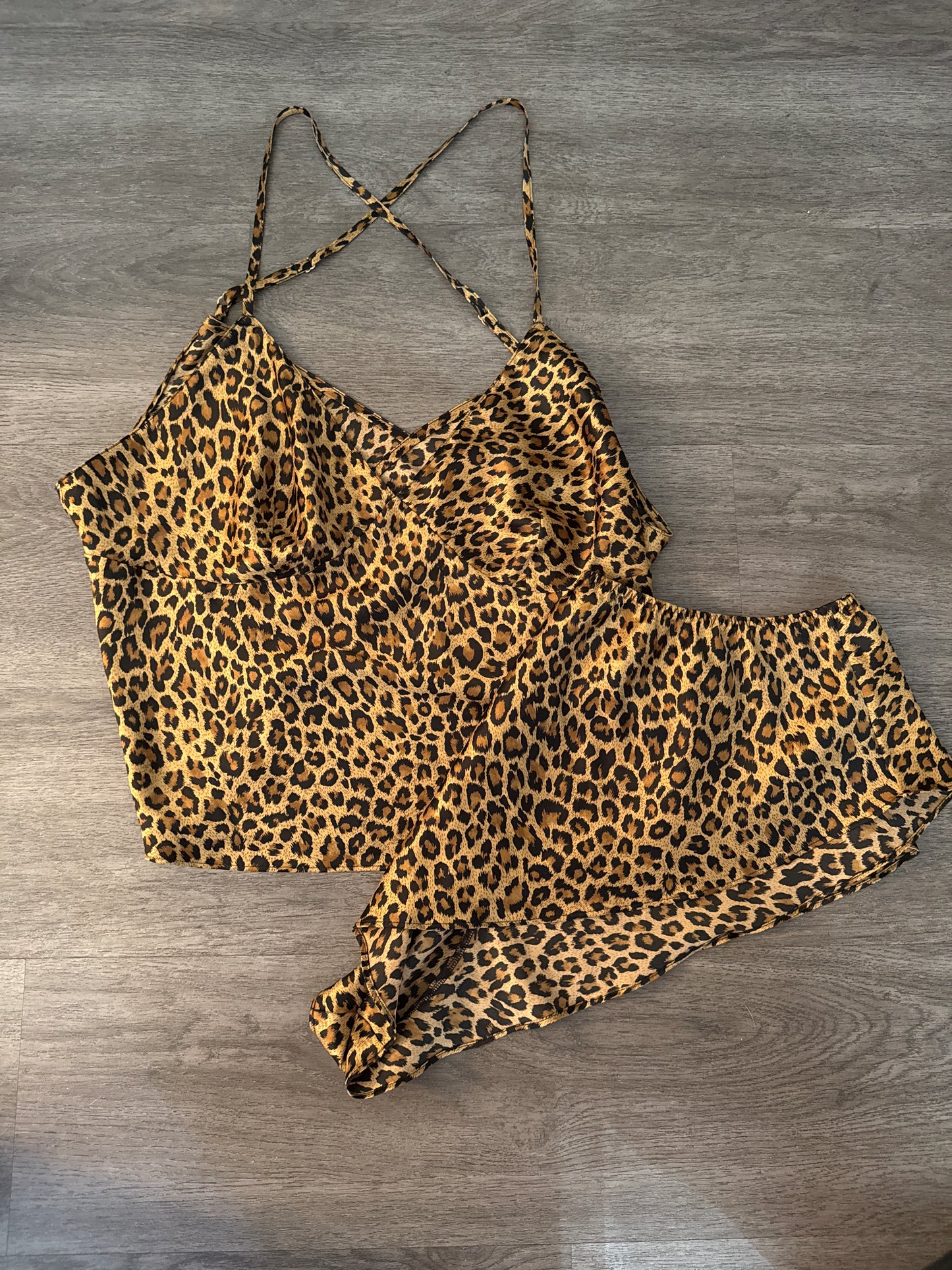 XL Victoria Secret Leopard Sleep Set