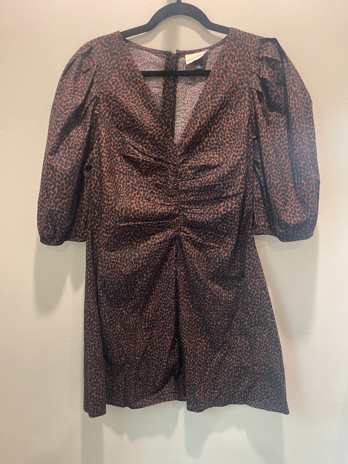 12 Universal Thread Animal Pront Dress