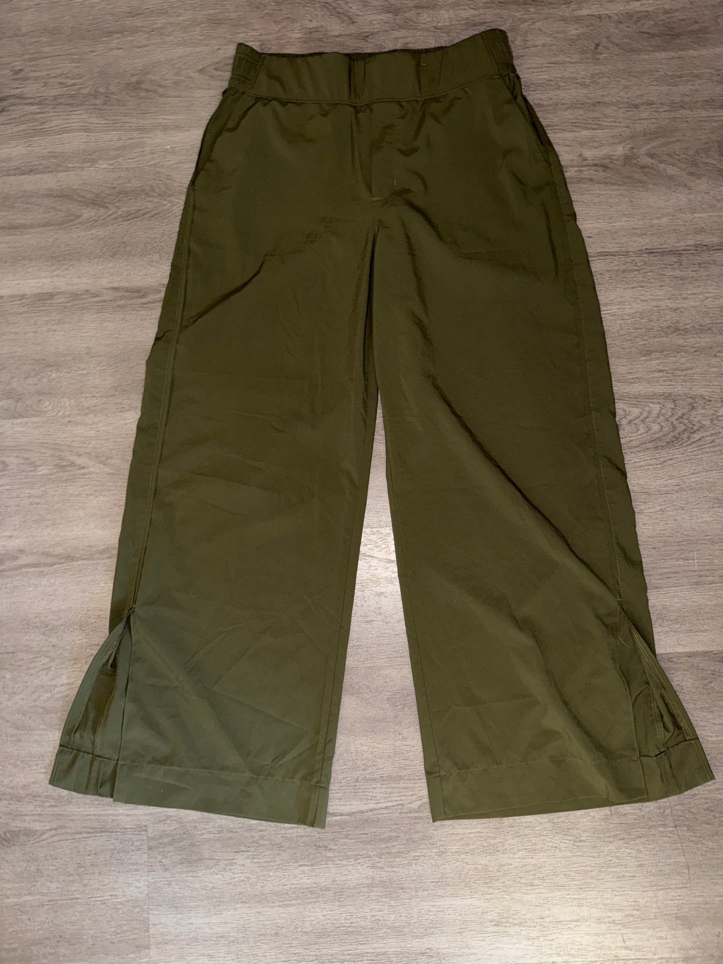 L Old Navy Olive Green Wide Leg Pants