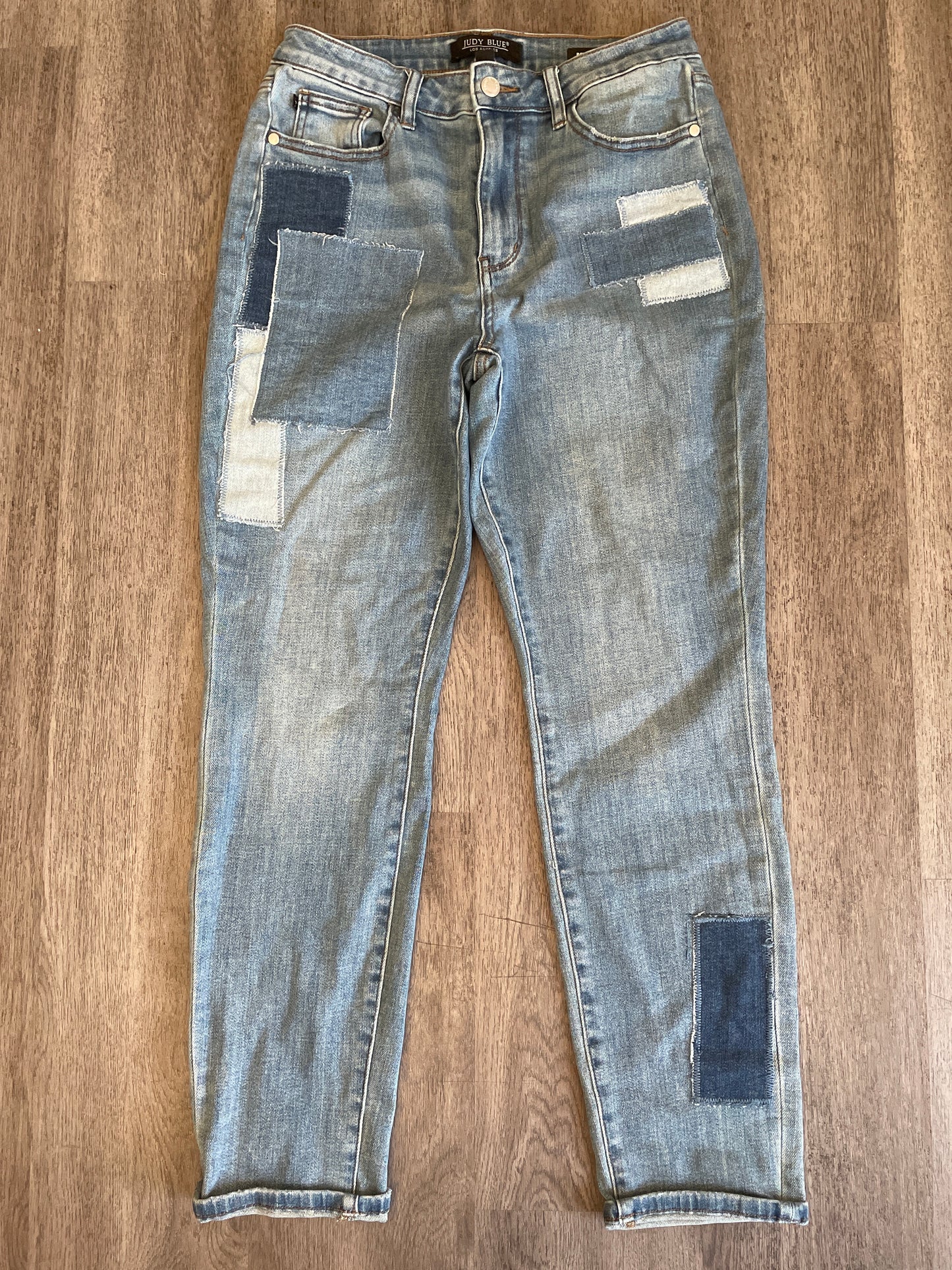 9/29 Judy Blue Patchwork Boyfriend Jean