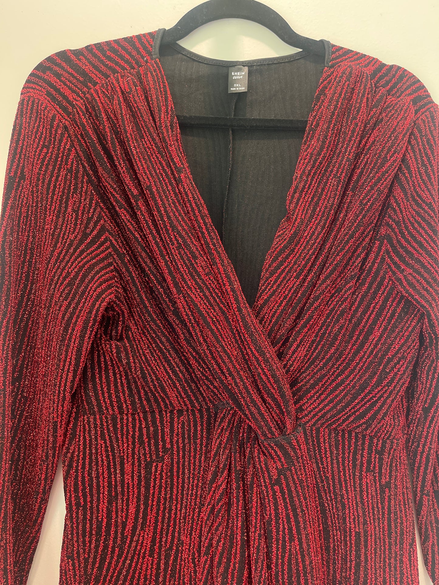 0XL SHEIN Curve Red Black Glitter Maxi