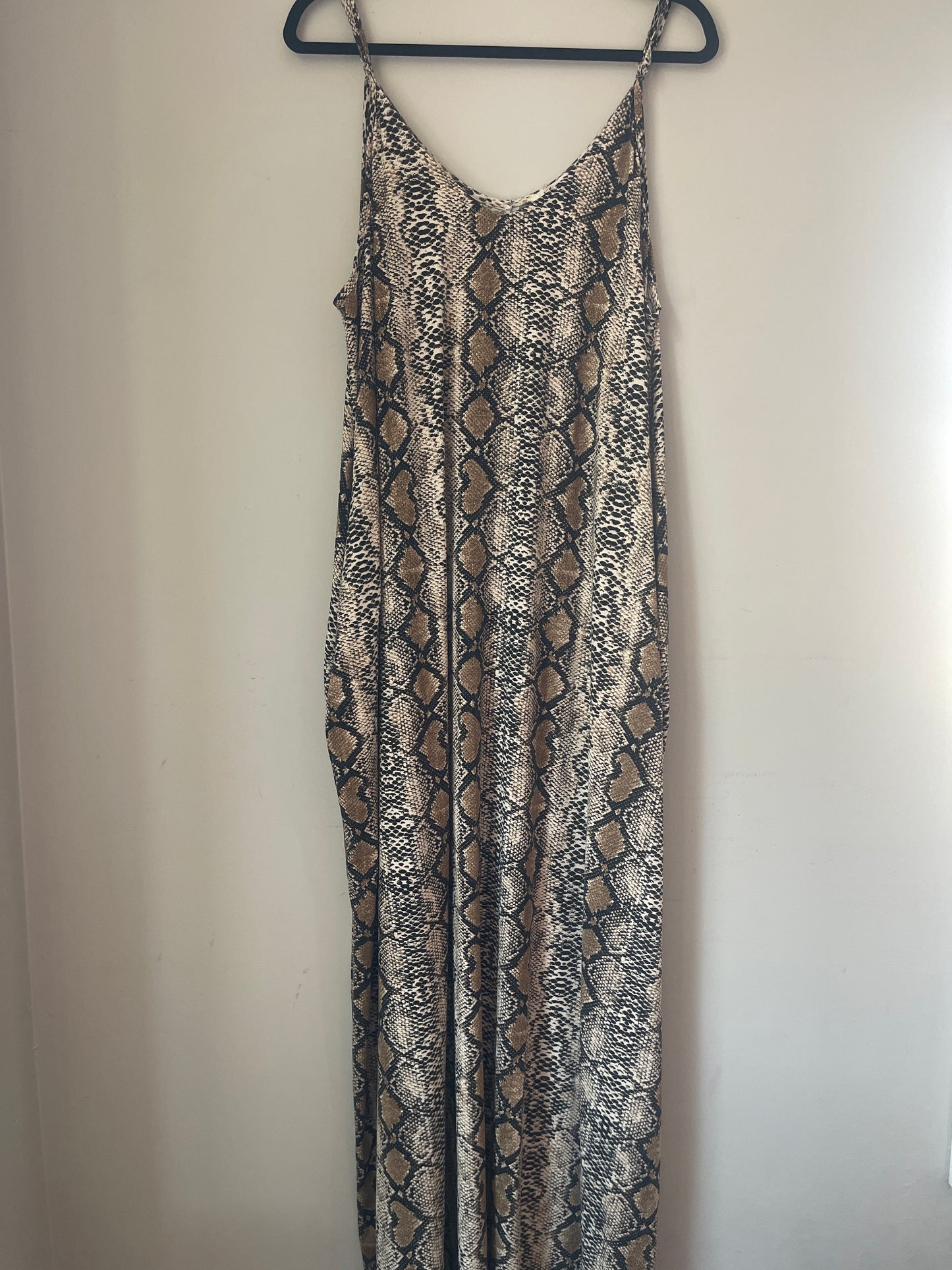 1x entro Snakeskin Maxi