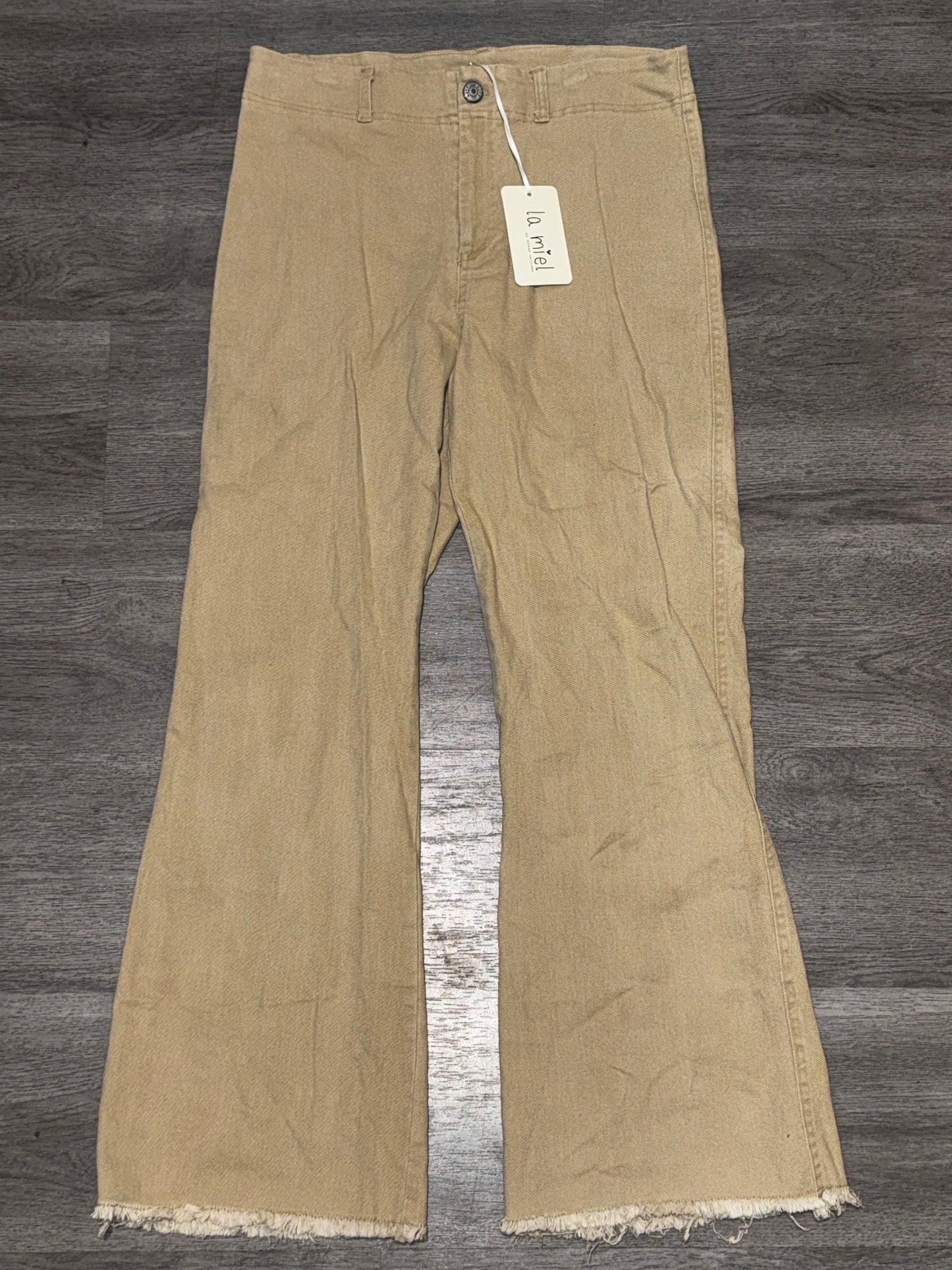 L NWT la miel tan loose fit