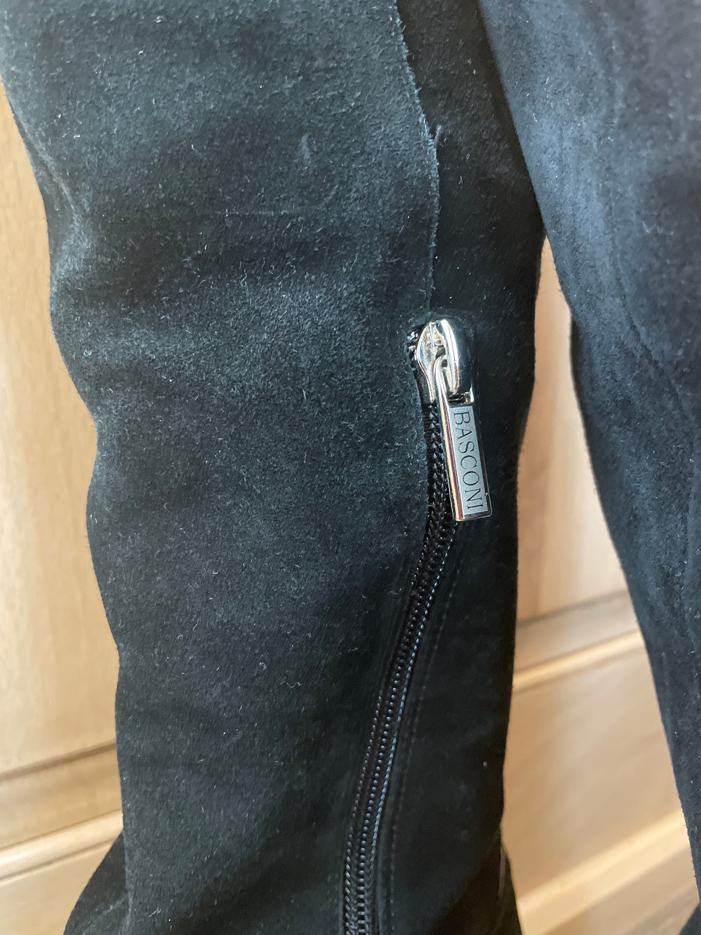 37 (6.5) Basconi Leather Black Knee High