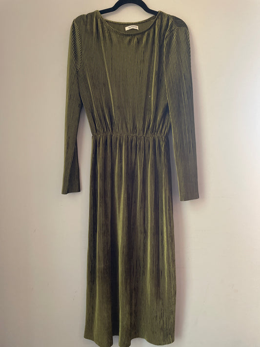 6 Green Velour Ribbed Dress