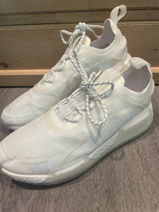 8 Adidas NMD V3