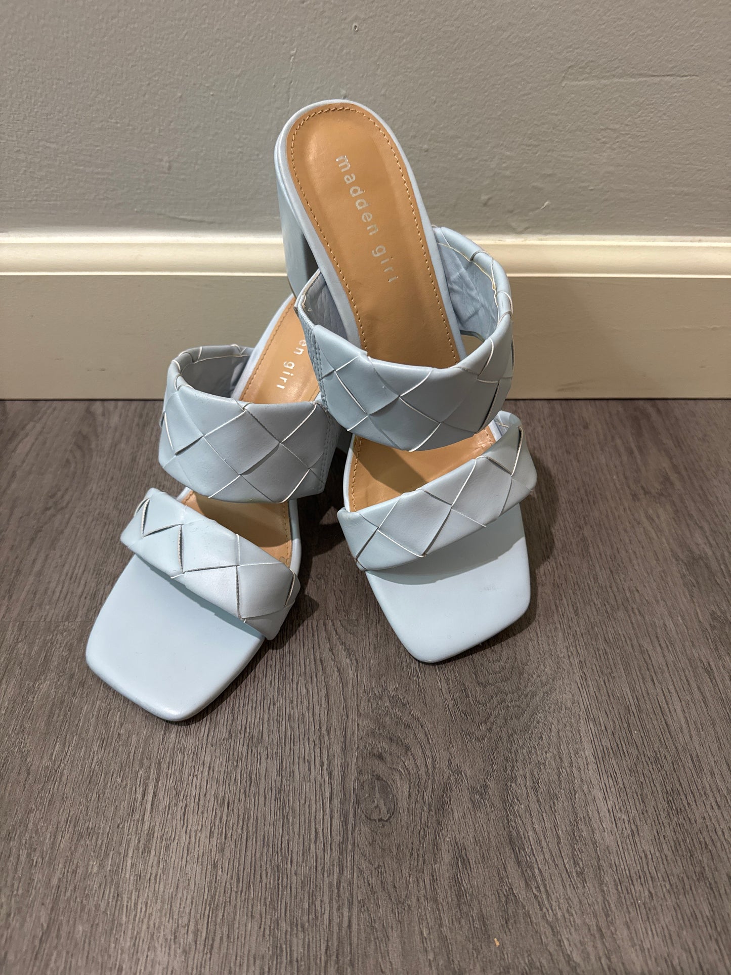 10 Madden Girl Baby Blue Strap Heel