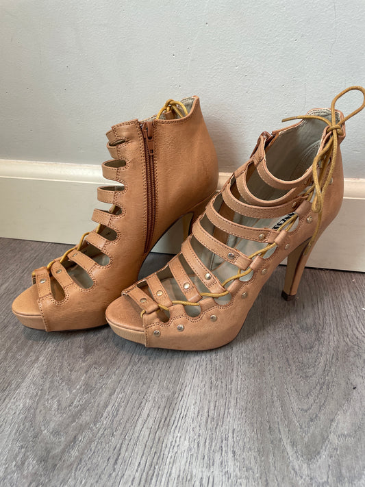 7.5 Vanessa Strappy Brown Heel
