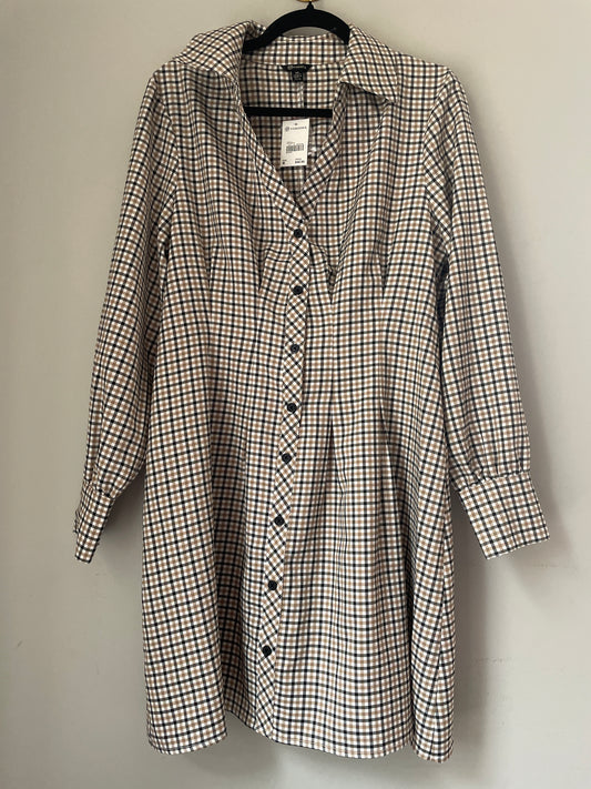 M NWT Versona Gingham Button Down Dress