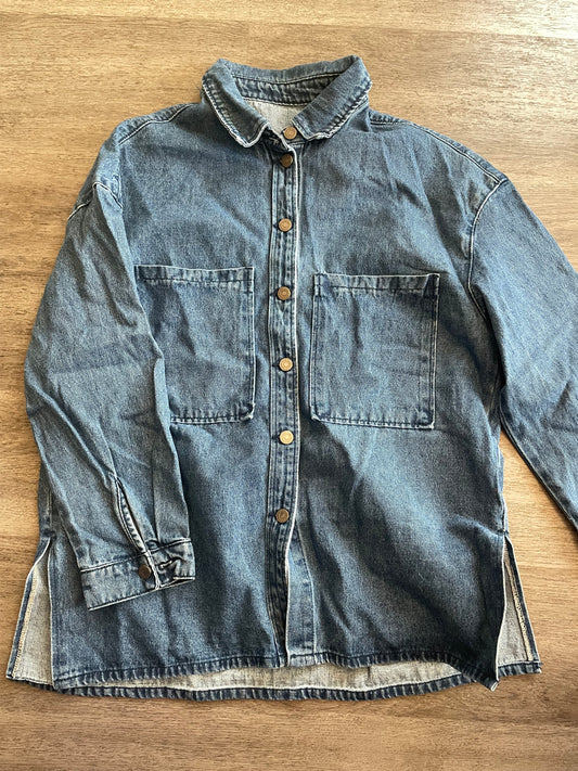 L Oversized Denim Button-Up Shirt Jacket – Medium Wash Utility Shacket