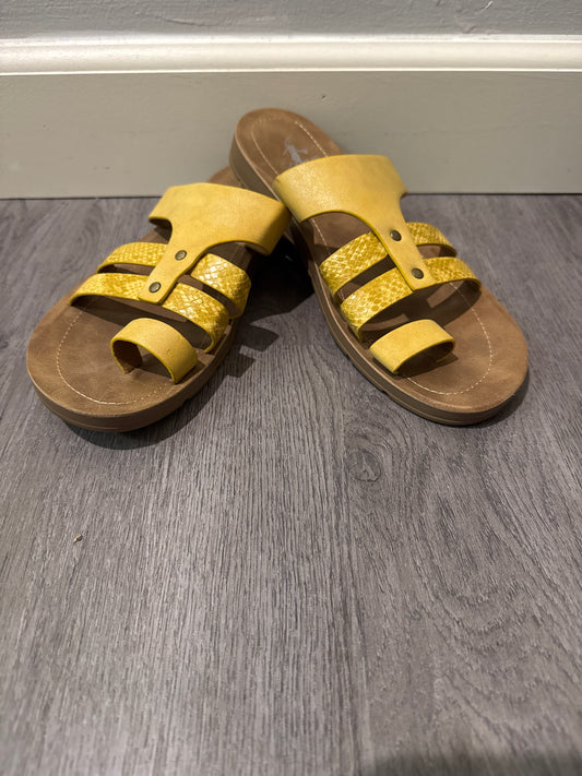 10 Corkys Yellow Toe Strap Sandal
