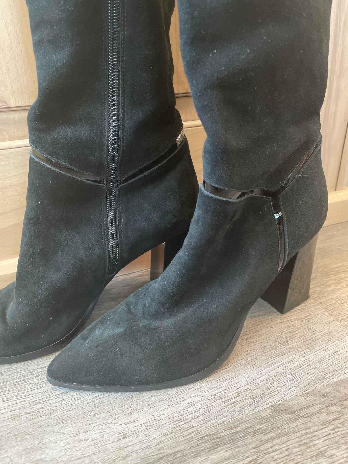 37 (6.5) Basconi Leather Black Knee High