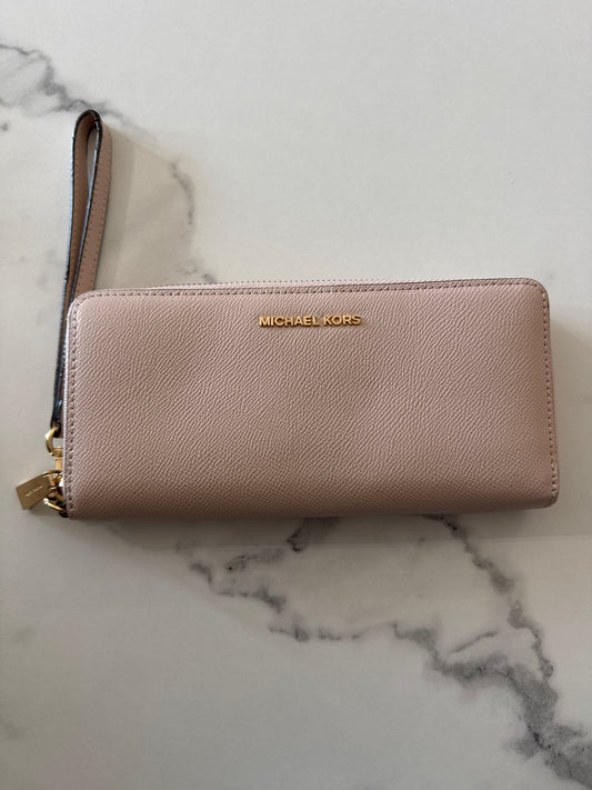Michael Kors Pale Pink Wristlet Wallet