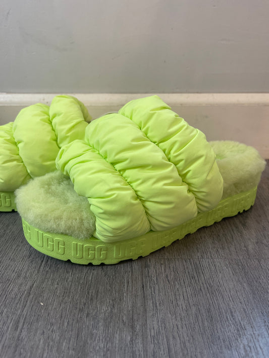 8 UGG Scrunchita Green Slipper