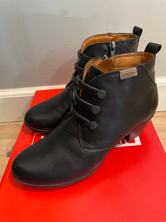 38 Pikolinos Rotterdam 902