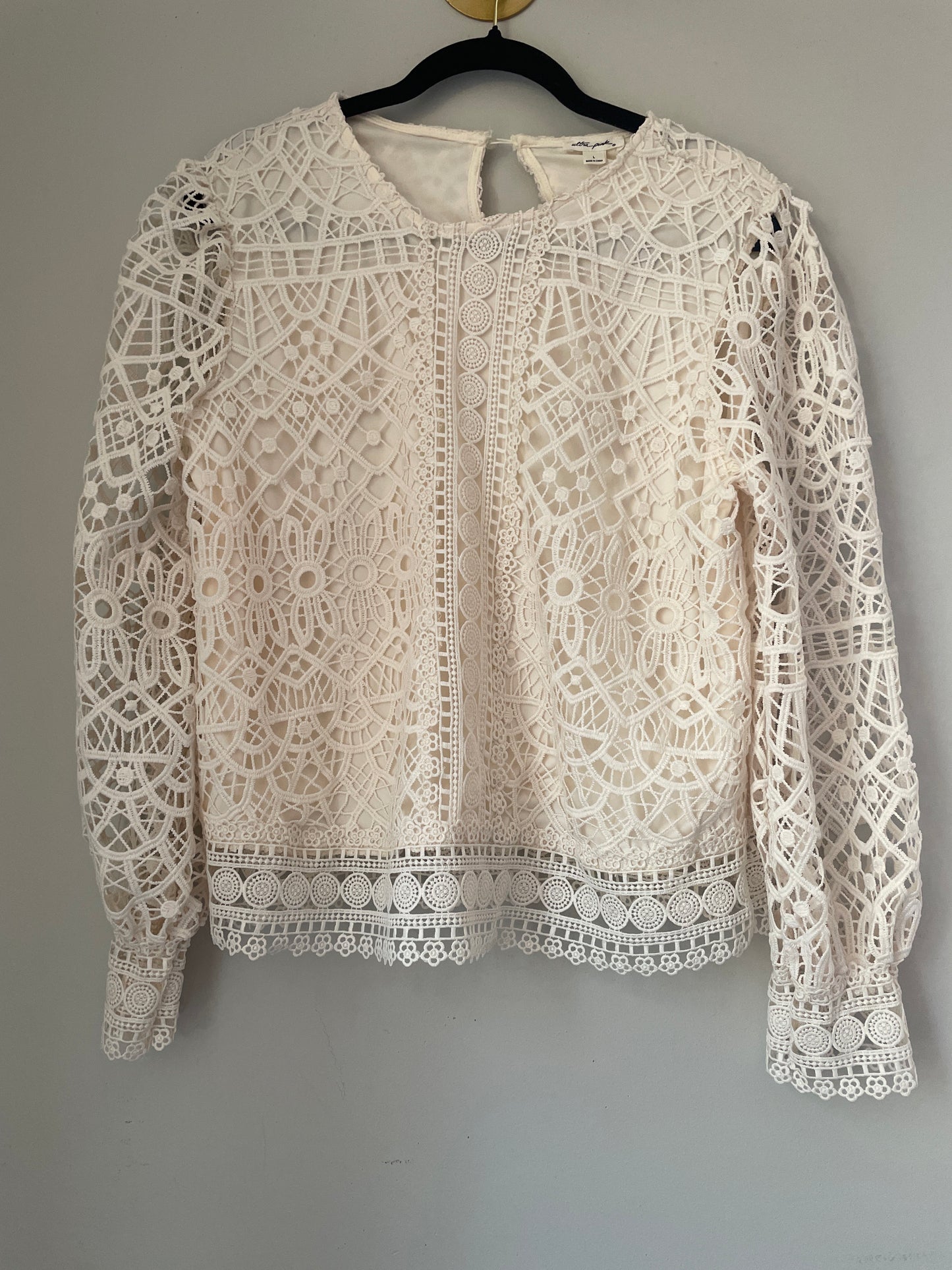 L Ultra Pink Ivory Lace Blouse