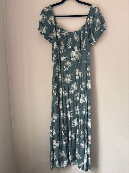 XL Floral Hollister Dress