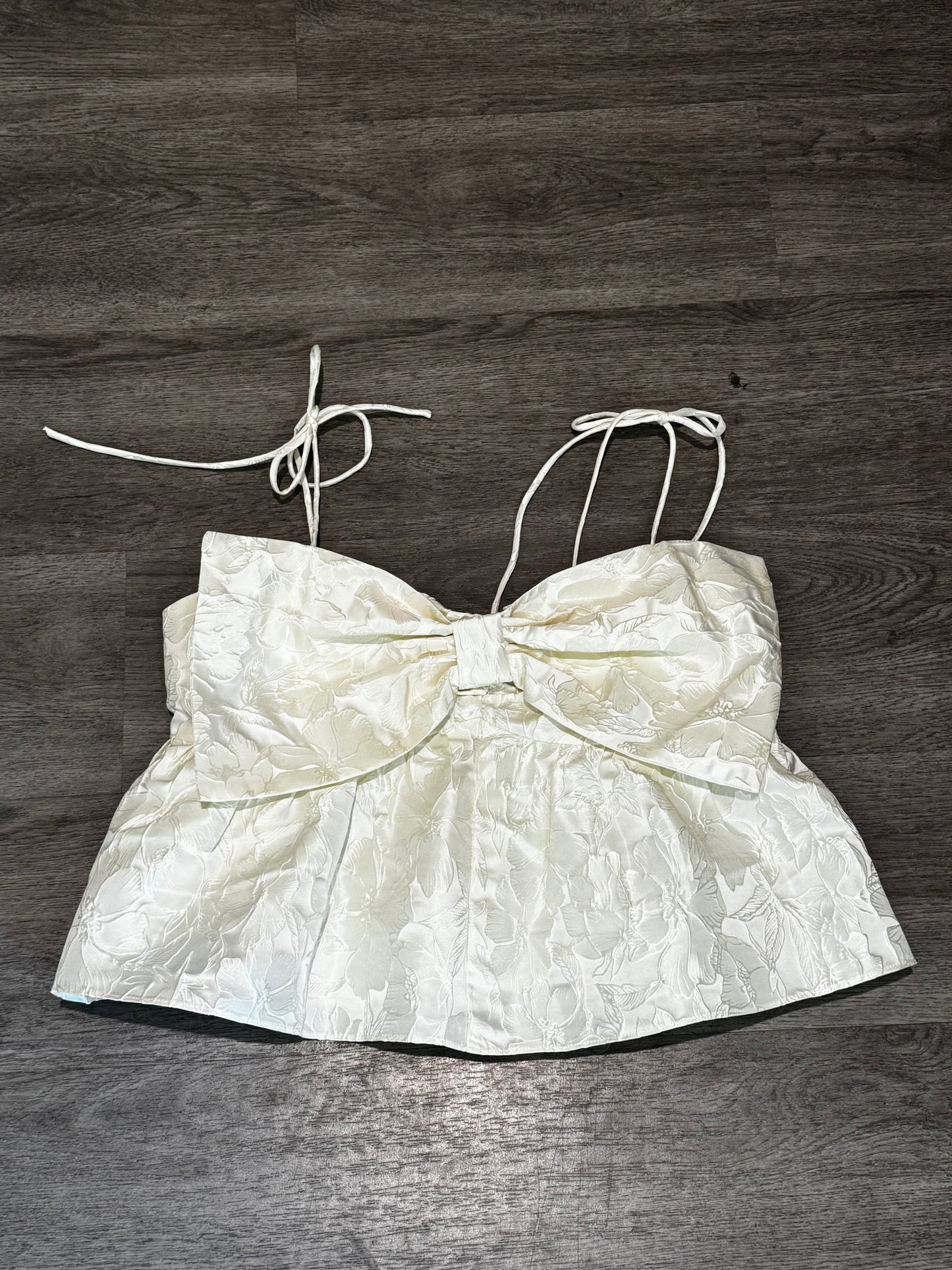 M Style U Babydoll Bow Top