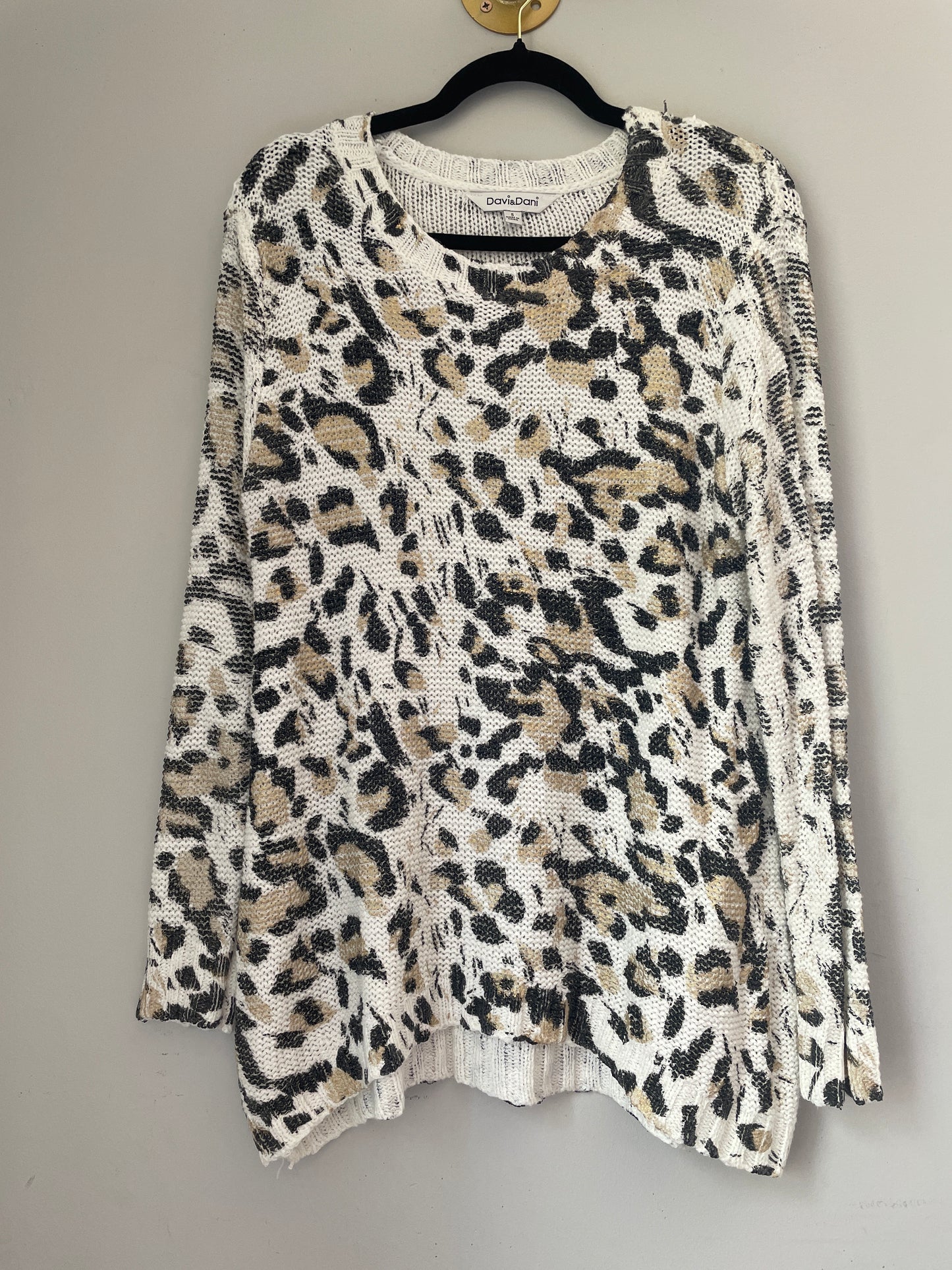 S Davi & Dani Gold Leopard Sweater