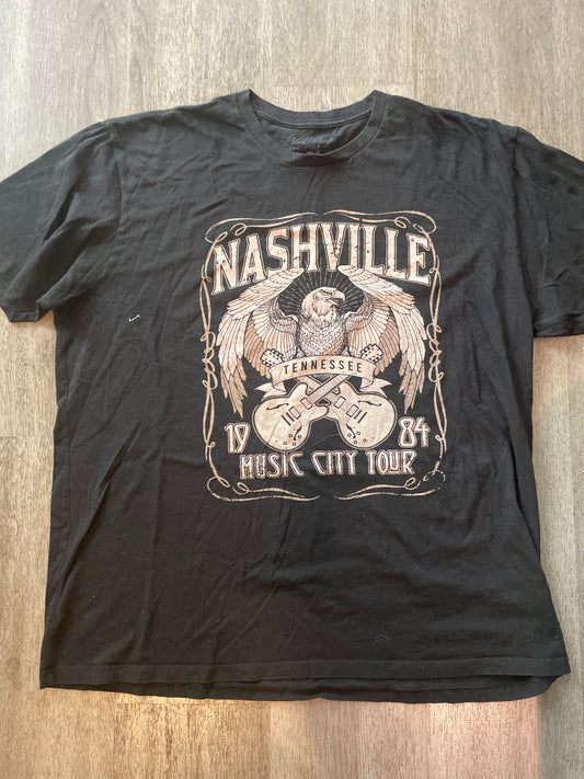 XL Nashville Tennessee Graphic Tee – Music City Tour Vintage Style