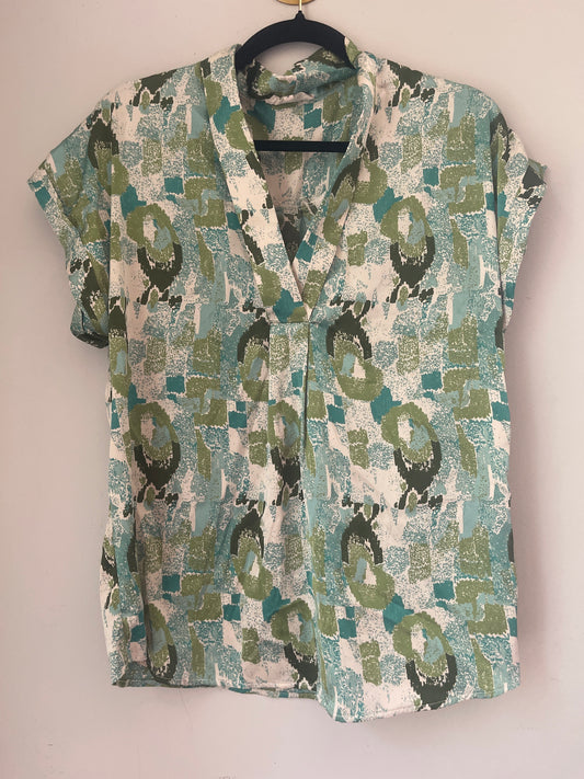S entro Green Satin Short Sleeve