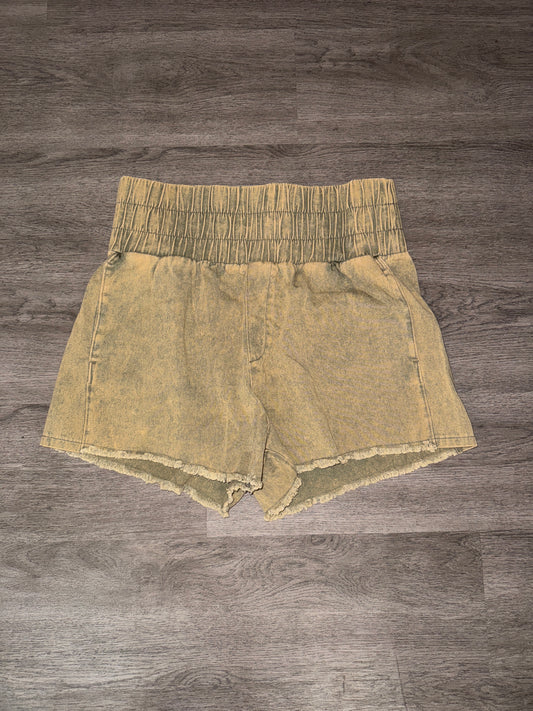 L NWT New In High Waisted Denim Shorts