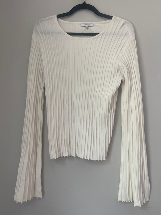 XL Pleated Bell Sleeve Top