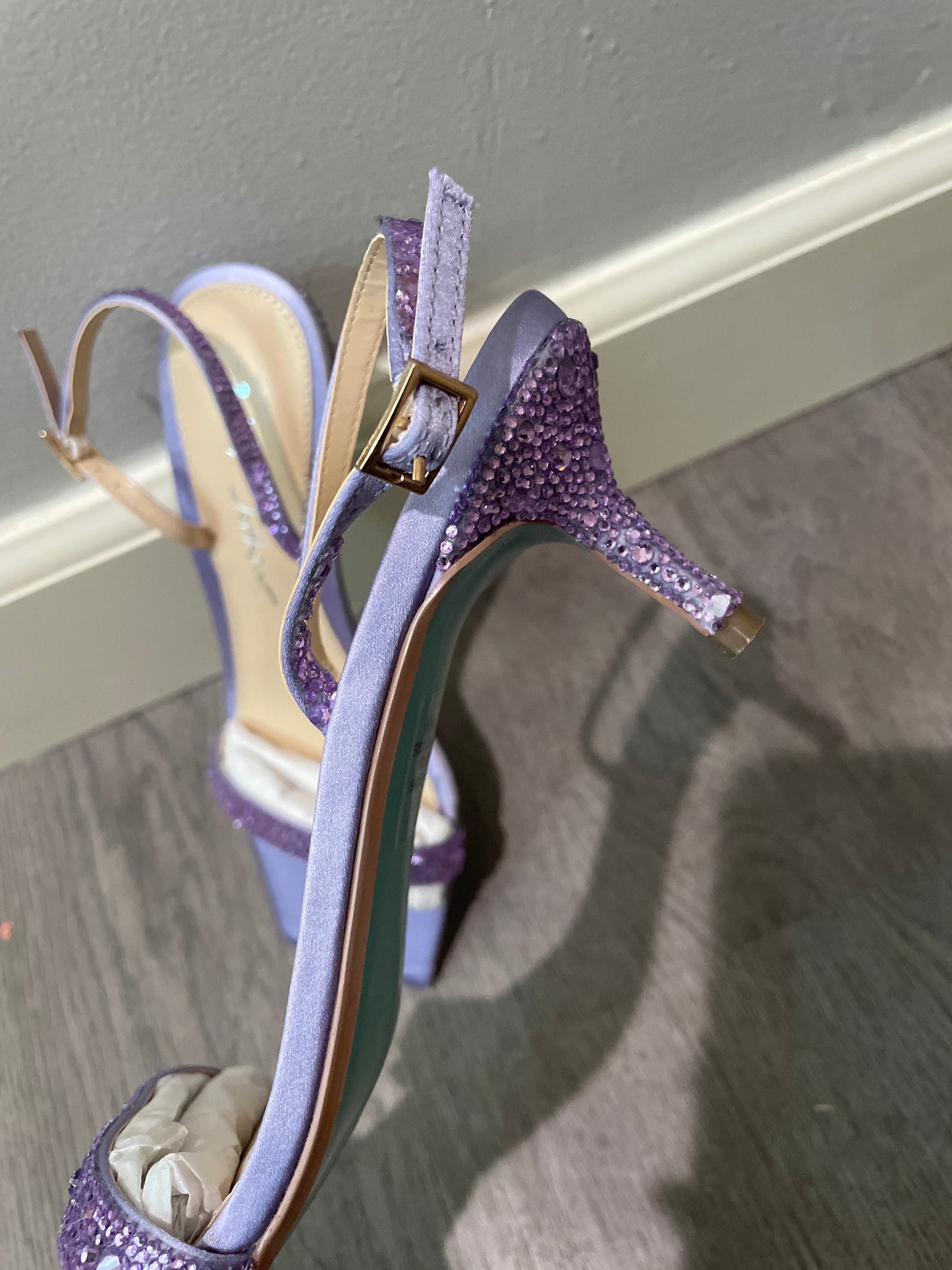 6 NEW Betsy Johnson Rebel Heel