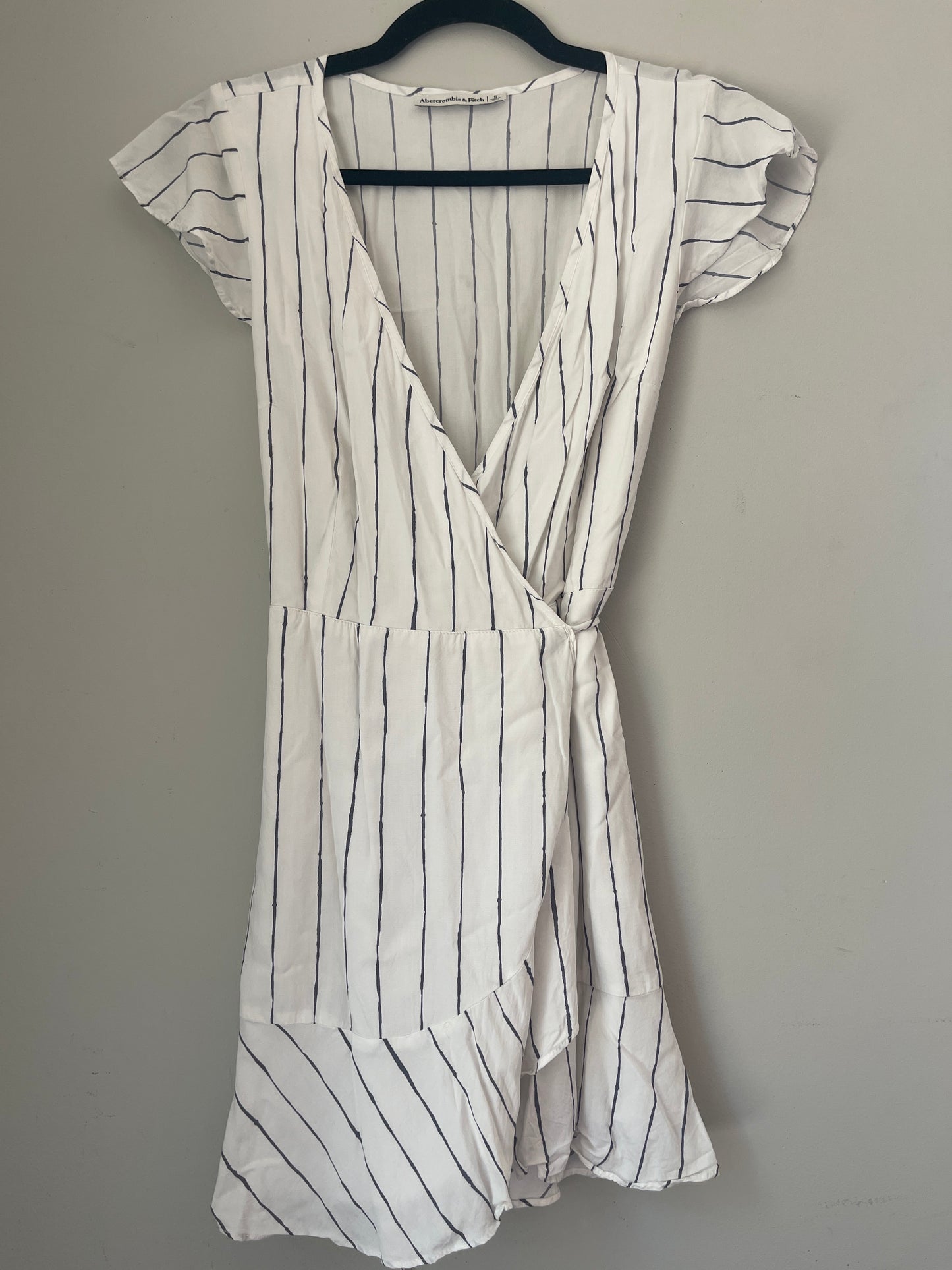 S Abercrombie & Fitch Stripe Wrap Dress
