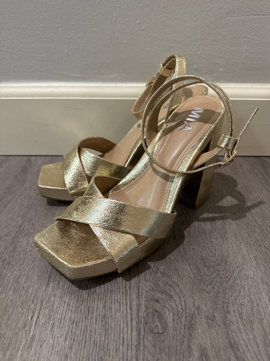 7.5 MIA Gold Metallic Heels