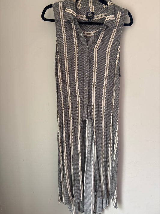 XL Cream and Black Long Vest