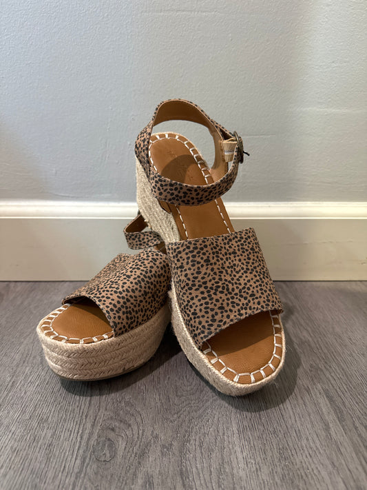 9 Universal Threads Leopard Wedges