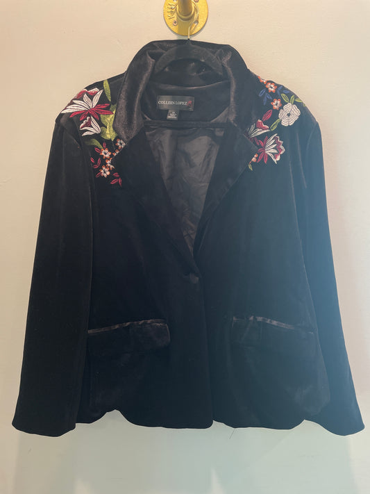 2X Velvet + Floral Blazer