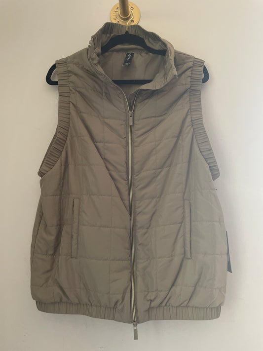 Sm NWT Savvi Vest