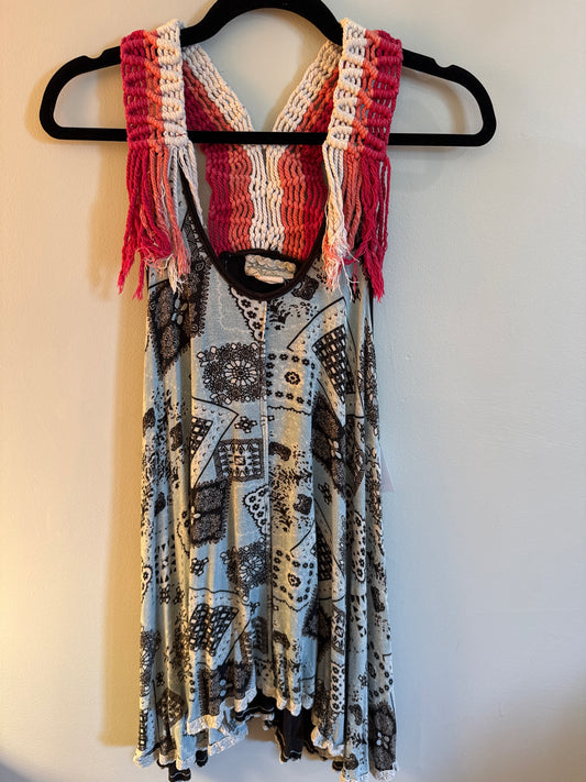 M Gimmicks Crochet Strap Tank