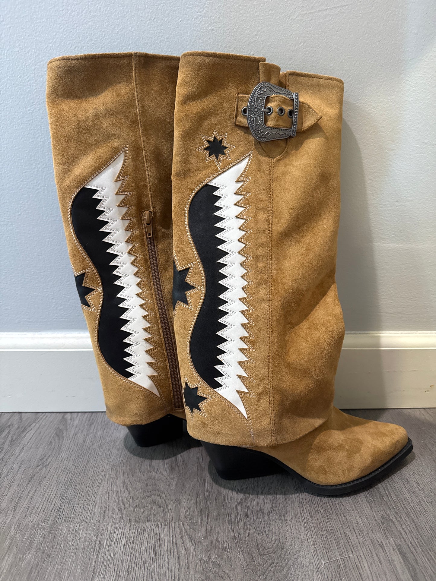 8 Zodiac Tan Suede Tall Boots