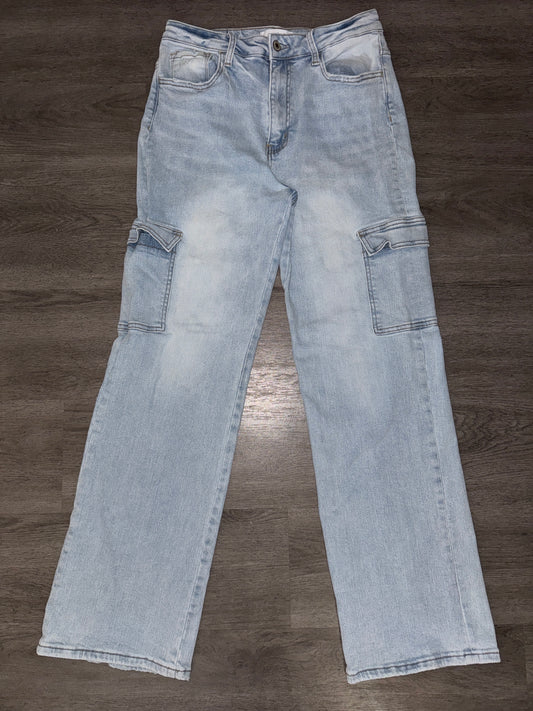 30 Vervet Light Wash Cargo Jeans